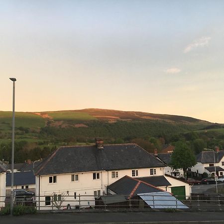 赖厄德Bryn Derwen住宿加早餐旅馆 外观 照片
