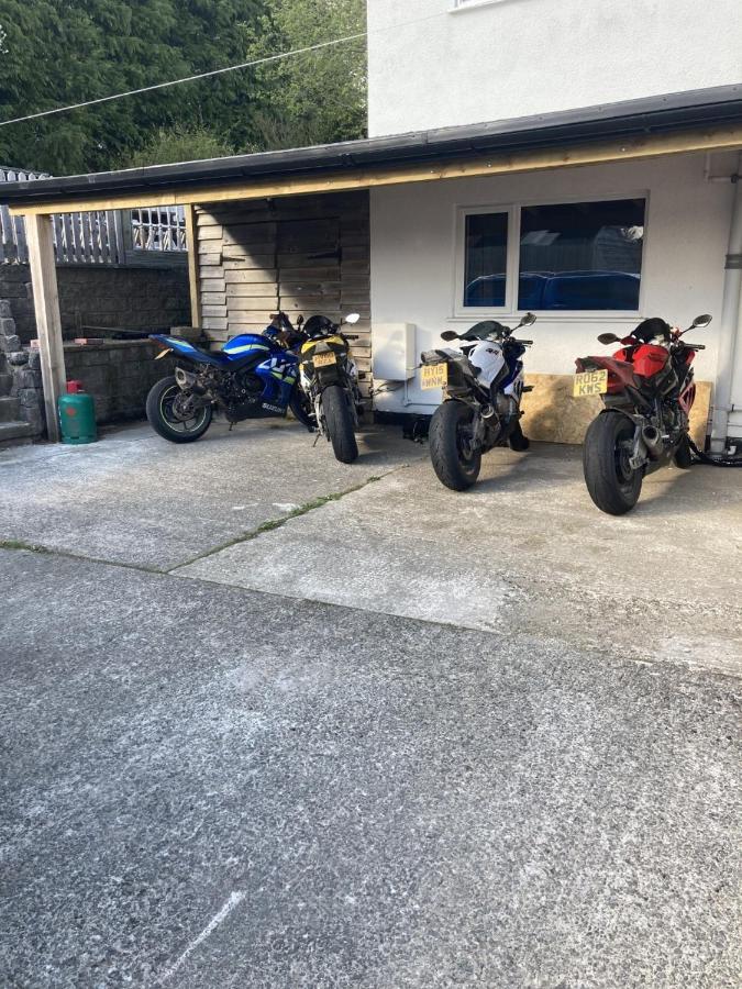 赖厄德Bryn Derwen住宿加早餐旅馆 外观 照片