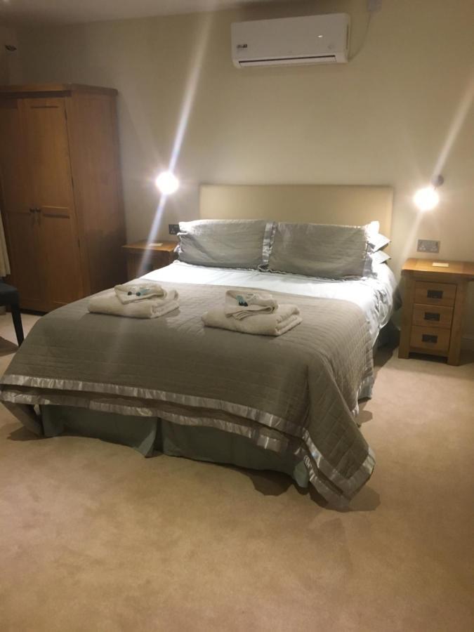 赖厄德Bryn Derwen住宿加早餐旅馆 外观 照片